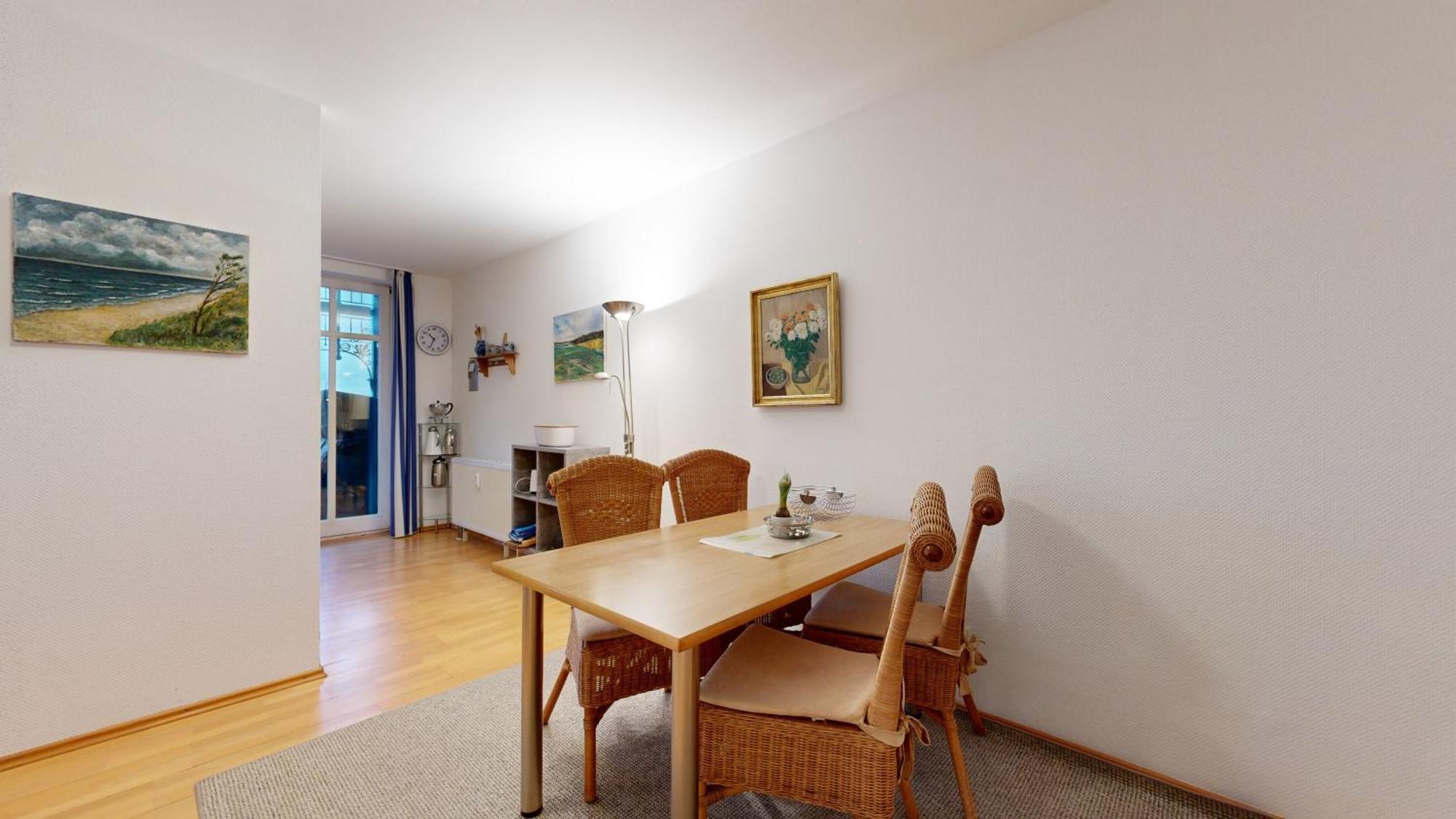Apartment Strandblick In Binz, Fewos Direkt Am Mit Balkon Und Teilweise Mit Meerblick Binz