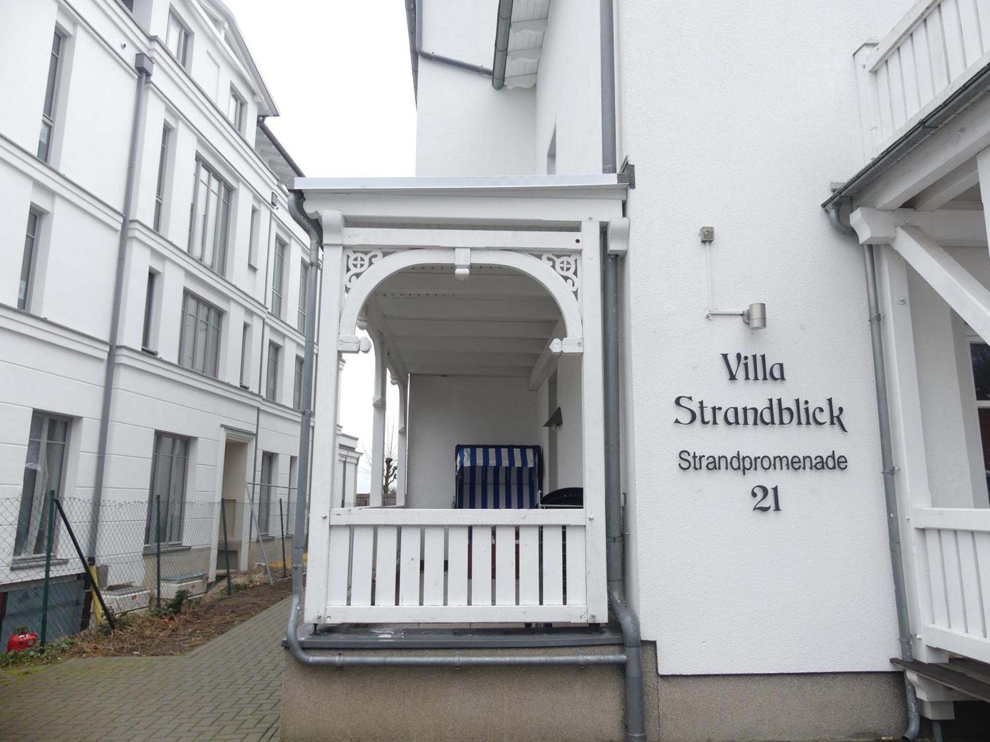 Strandblick In Binz, Fewos Direkt Am Mit Balkon Und Teilweise Mit Meerblick Apartment Binz