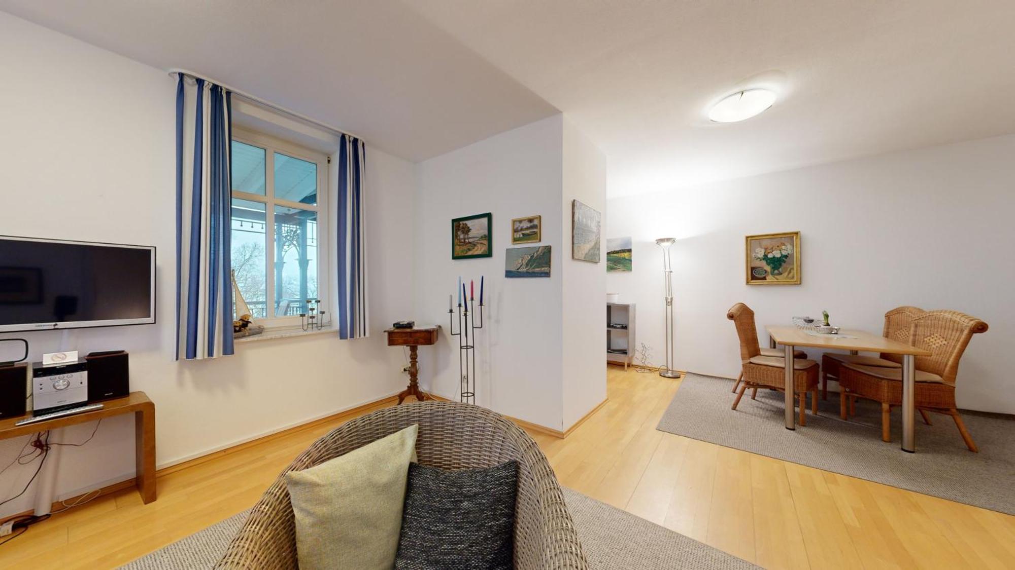 Apartment Strandblick In Binz, Fewos Direkt Am Mit Balkon Und Teilweise Mit Meerblick