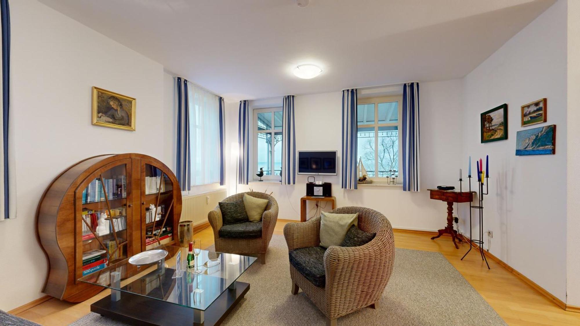 Strandblick In Binz, Fewos Direkt Am Mit Balkon Und Teilweise Mit Meerblick